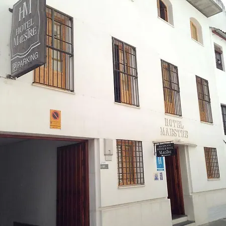 Отель Maestre