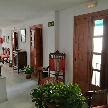 Maestre Hotel *